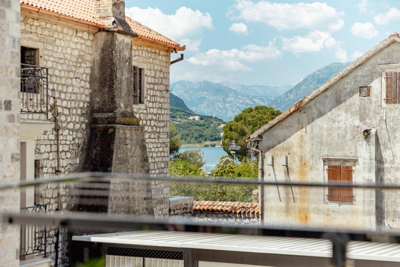 Apartments Dabinovic Kotor Exterior photo